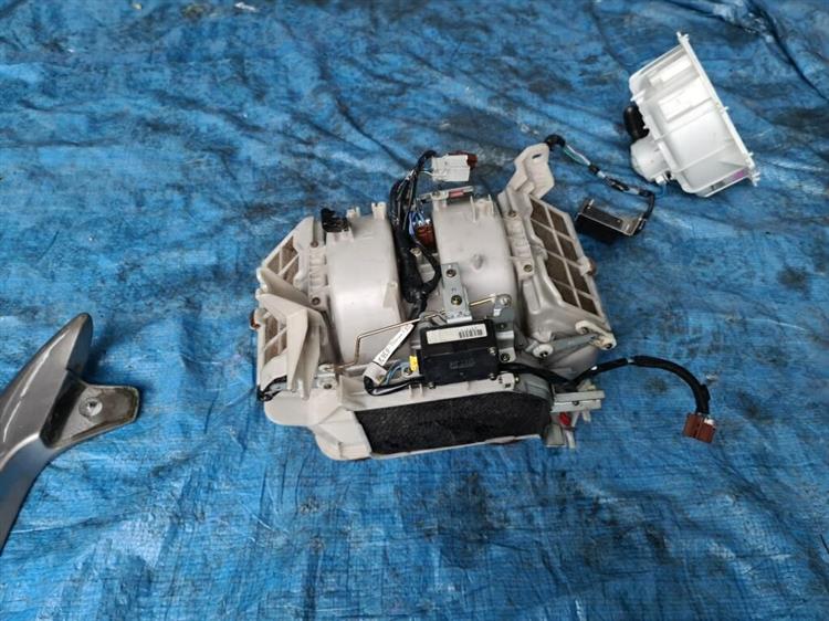 Мотор печки Хонда Легенд в Сарове 206136